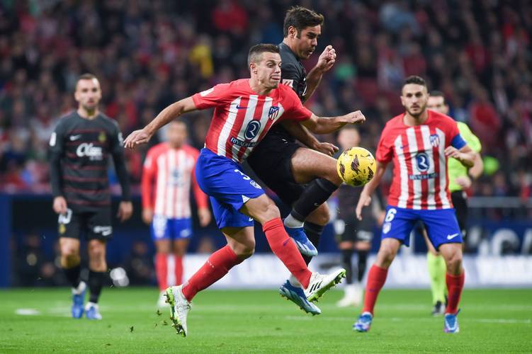 拉波尔特：C罗是个训练狂总喜欢加练；适应沙特生活是难一些