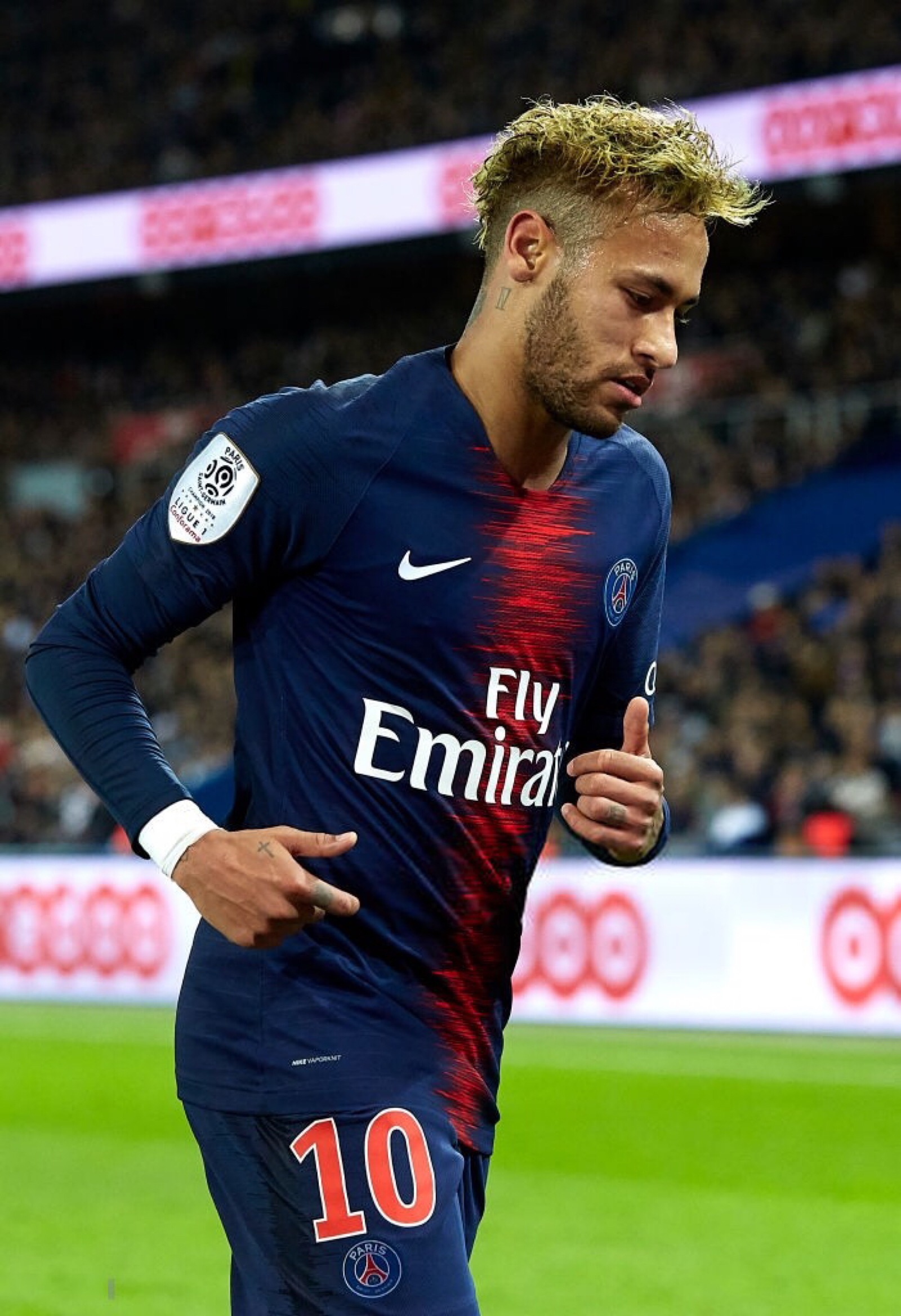 赖因德斯：米兰今年有机会争冠；未来是否会回归？回头见吧