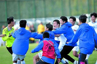 西媒：拉菲尼亚成巴萨非卖品，本赛季欲率队夺欧冠+世界杯