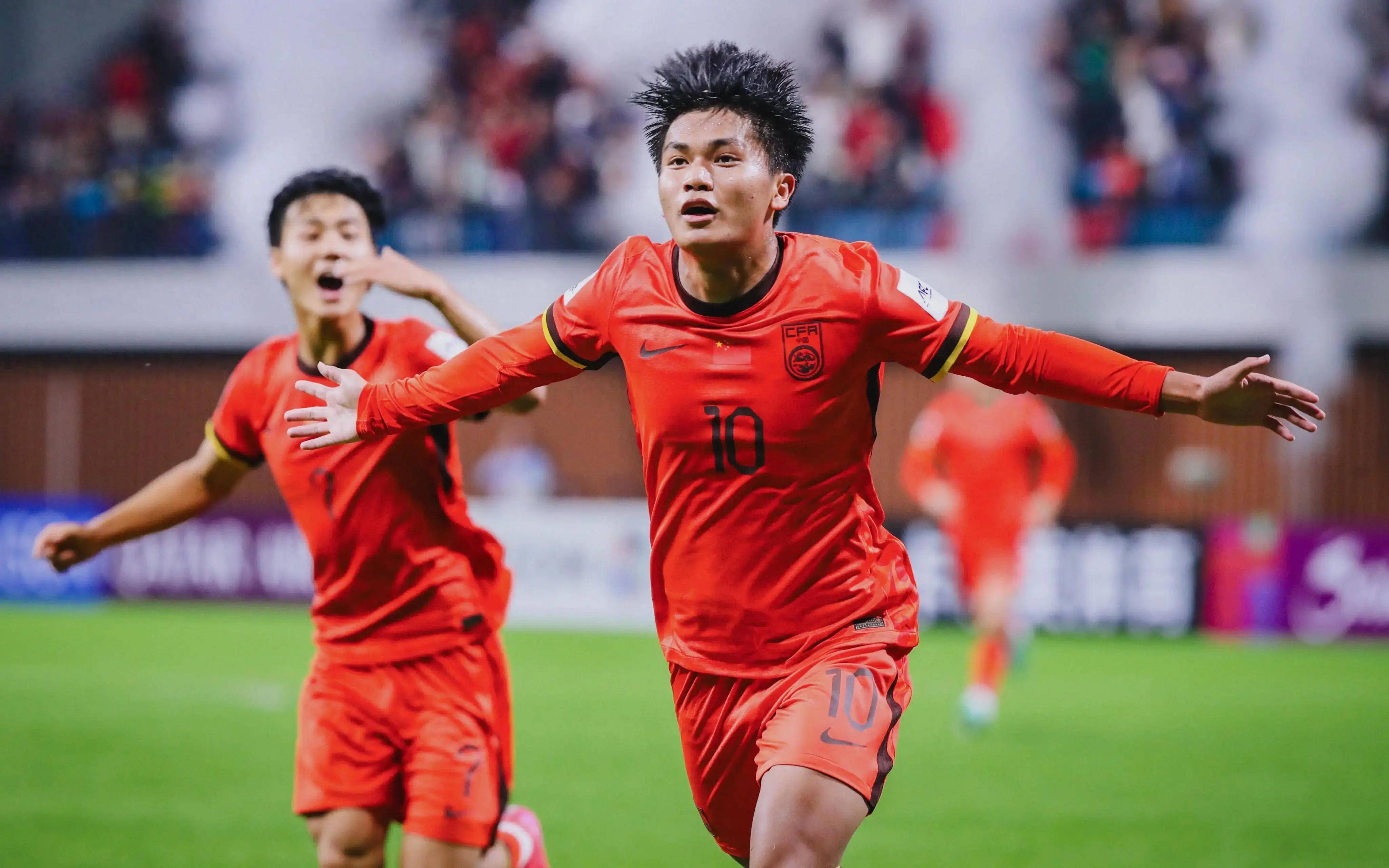 篮球湖人球员训练结束后状态恢复良好