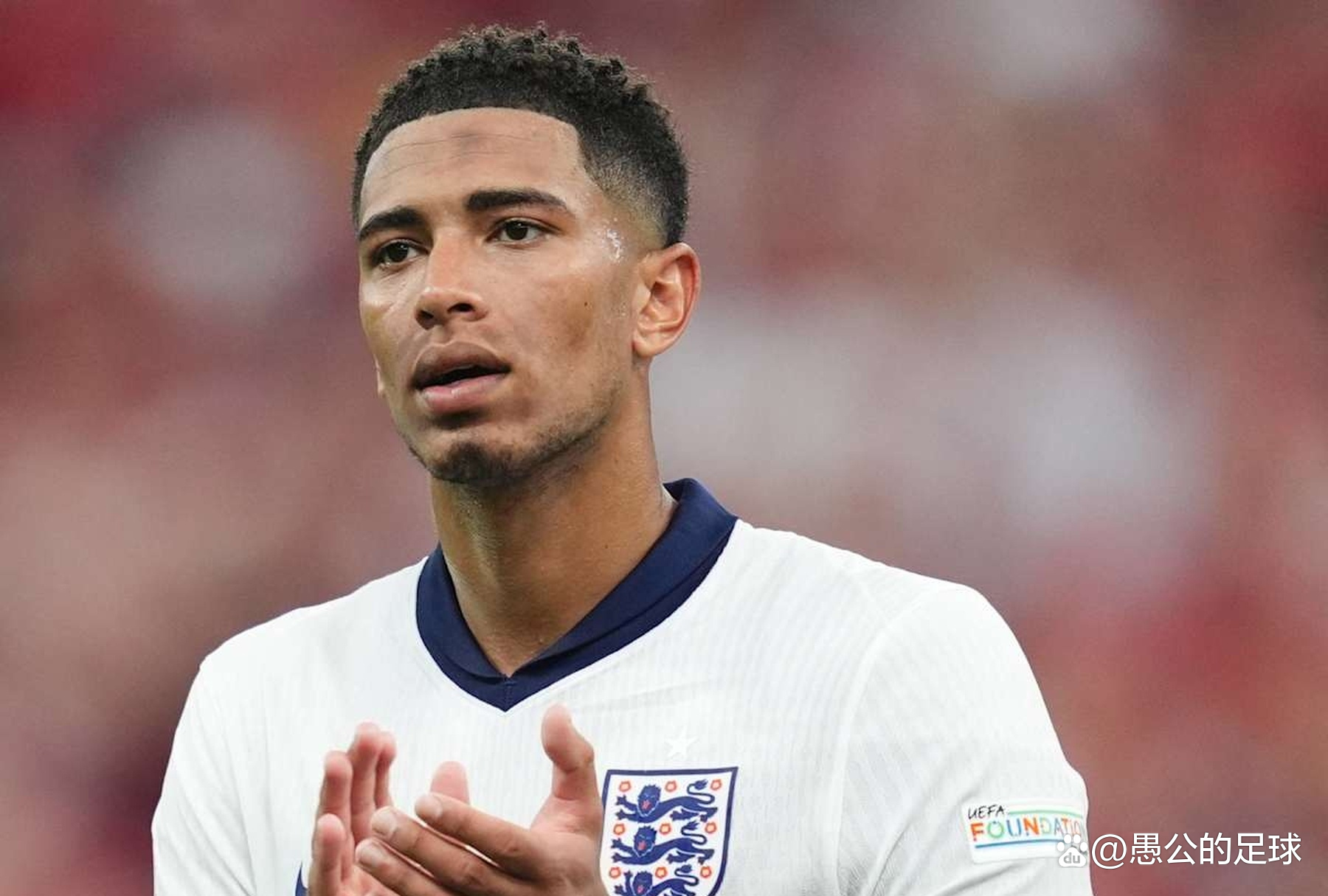 POV：当你站在麦克·迈尼昂面前😳