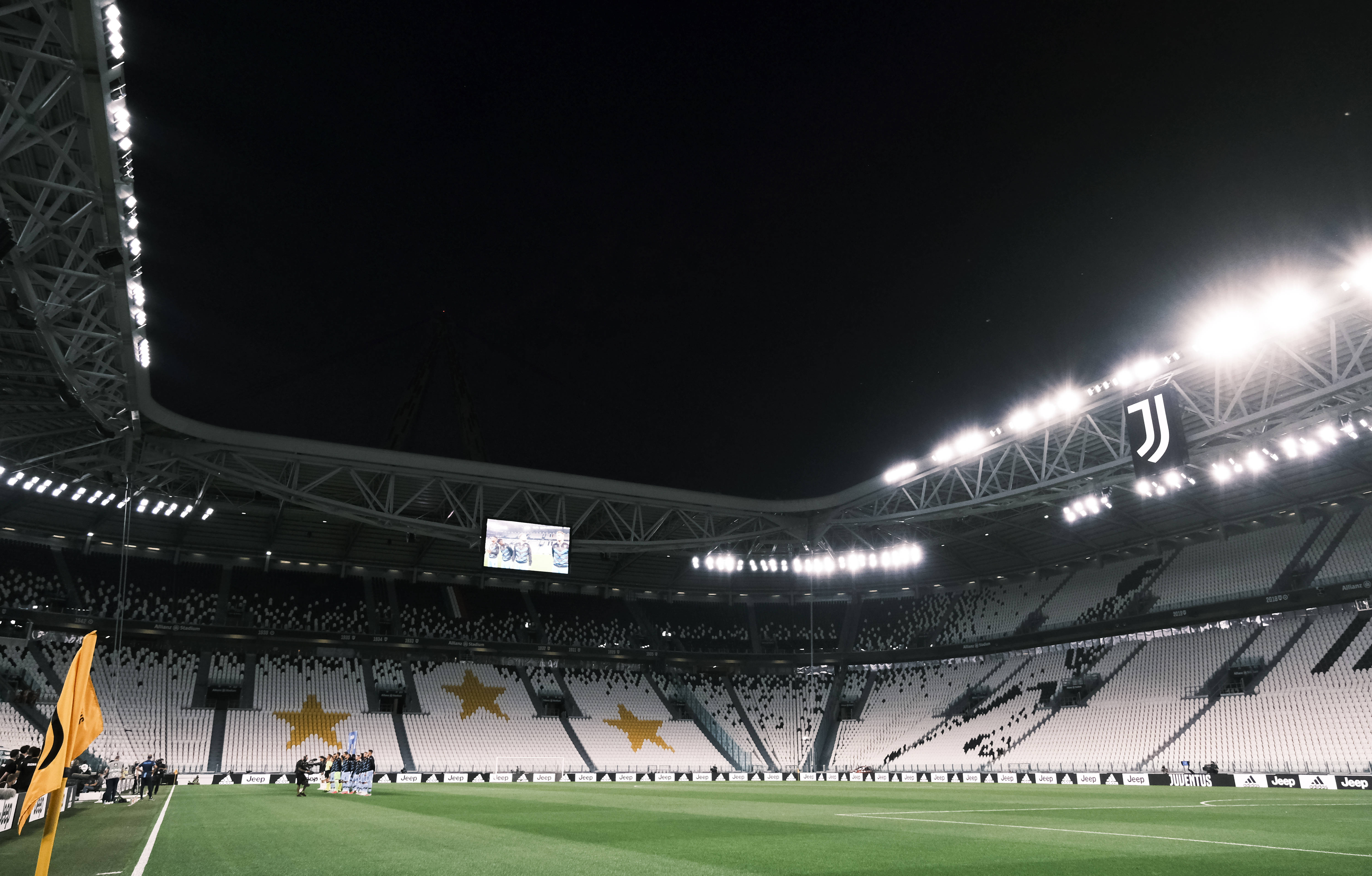 吉尔摩社媒晒照：手术成功，康复之路开始